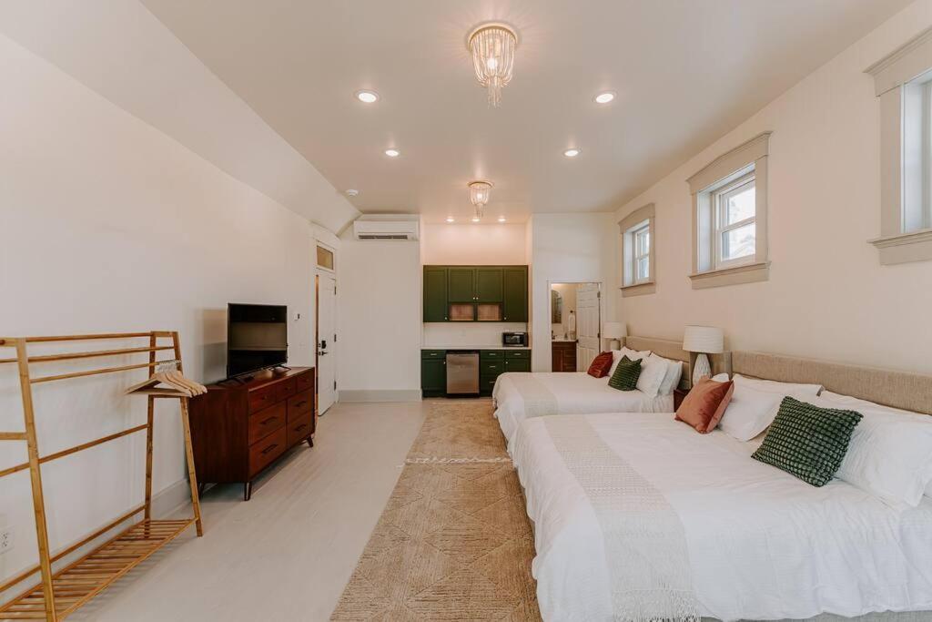 شقة East Main Lofts - Boho 203 ماديسون المظهر الخارجي الصورة